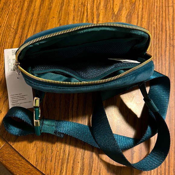 lululemon athletica Bags Brand New Nwt Lululemon L Velour Belt Bag In Color Green Jasper